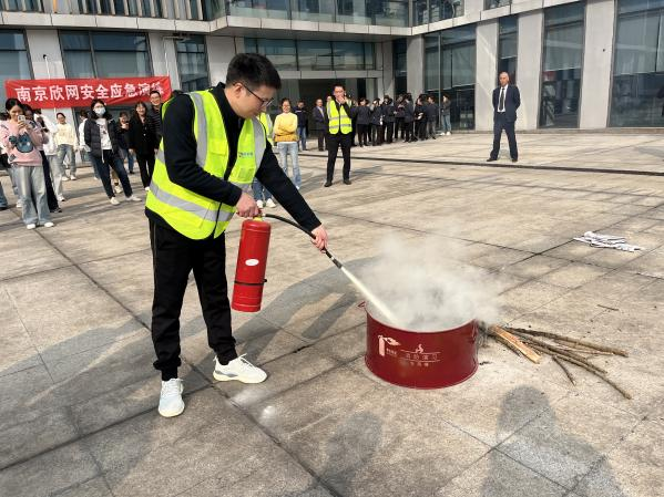 1764918129787003.png 图片关键词